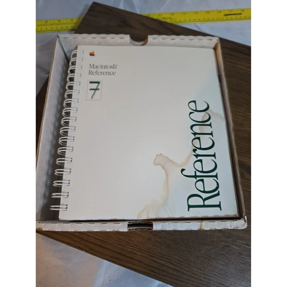 APPLE MAC SYSTEM 7.0 PERSONAL UPGRADE KIT 3.5
